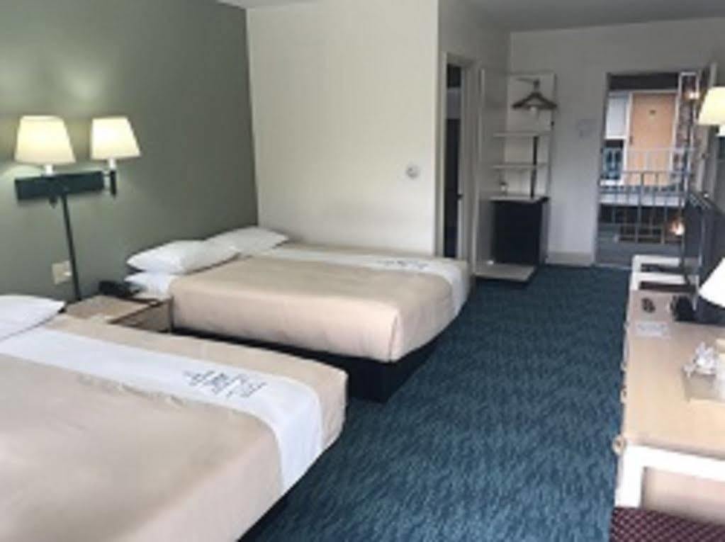 Bluebird Spa City Motor Lodge 사라토가 스프링스 외부 사진