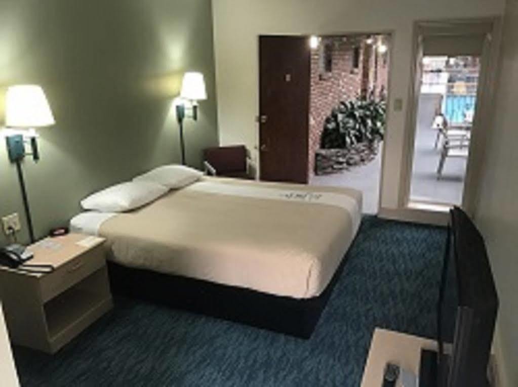Bluebird Spa City Motor Lodge 사라토가 스프링스 외부 사진